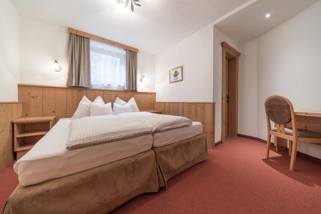 Pension Bergfrieden Обергургль Экстерьер фото