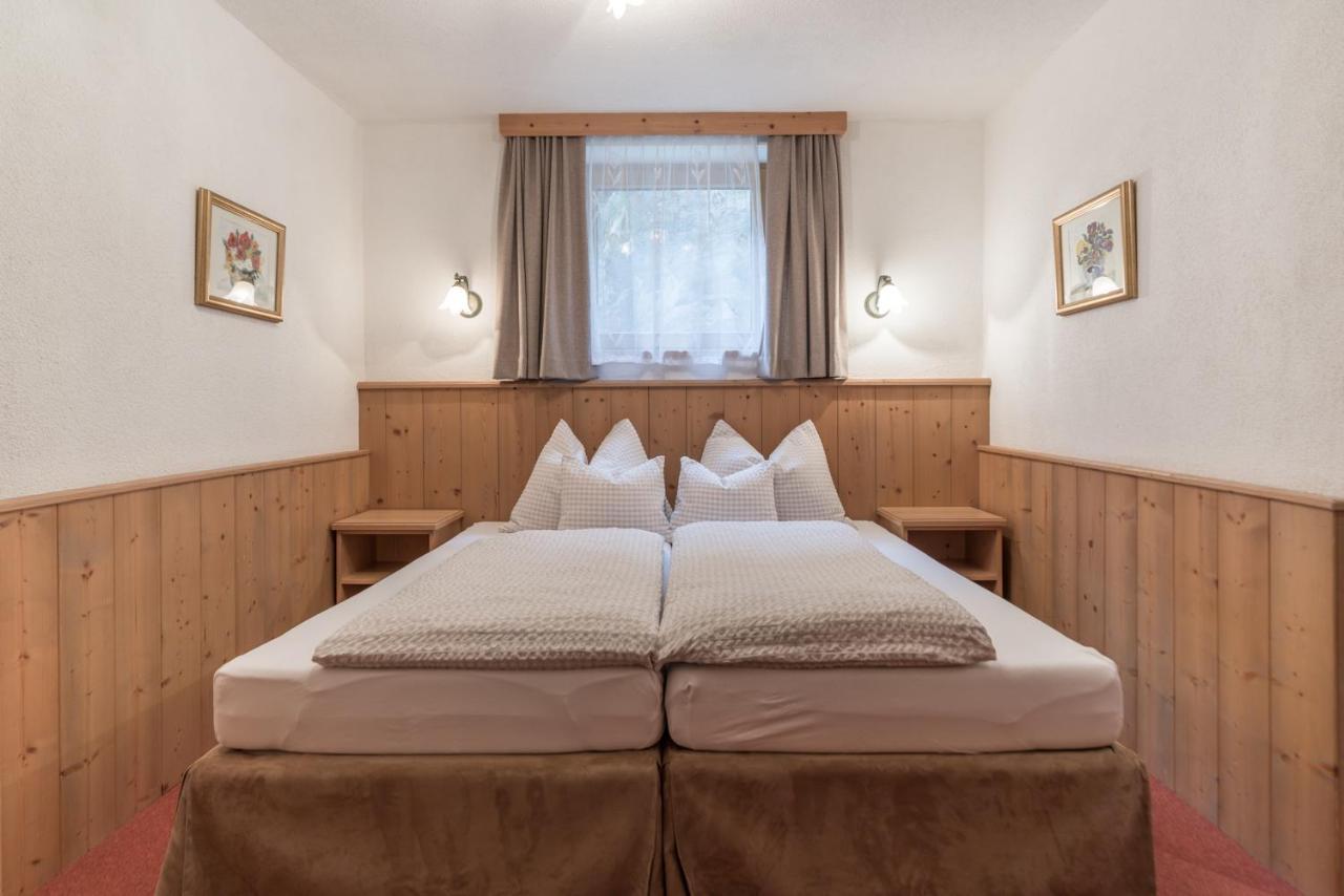 Pension Bergfrieden Обергургль Экстерьер фото