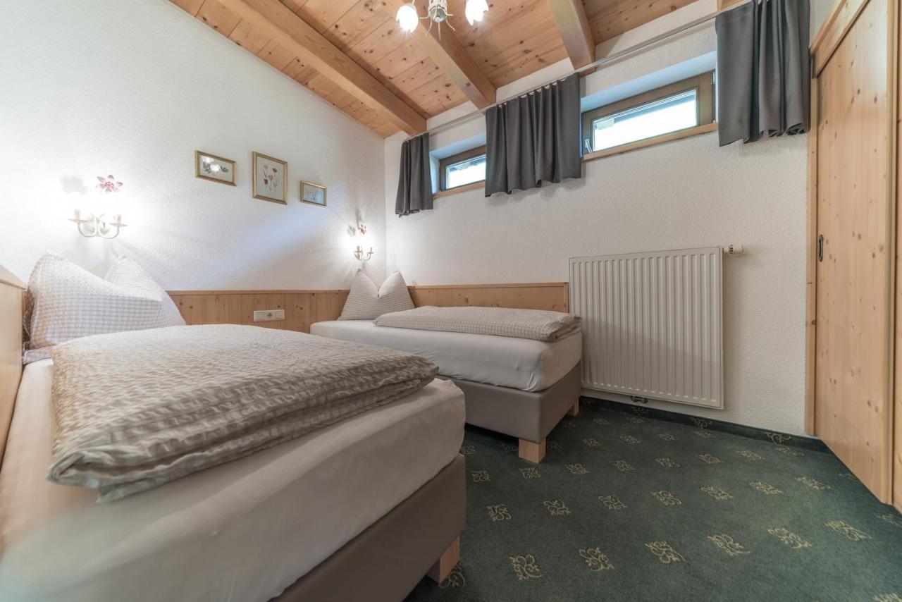Pension Bergfrieden Обергургль Экстерьер фото